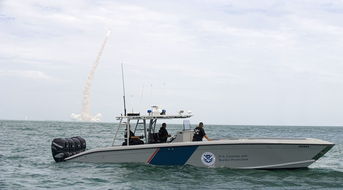 九游官网入口下载-千帆竞发，轻艇马拉松点亮湖滨赛场，赛艇马拉松多少公里  第2张